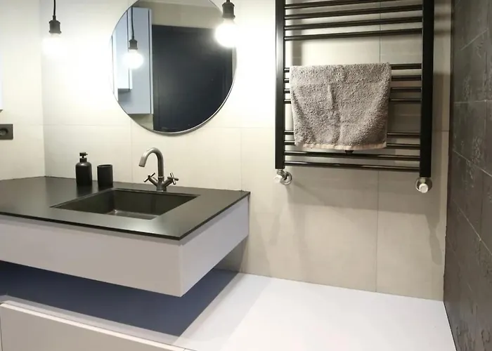 Crafted Stay, Modern Elegant Apartamento Tessalónica