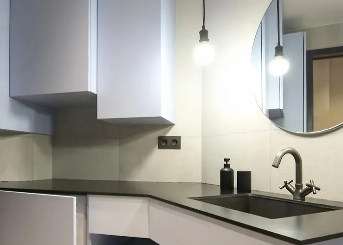 Crafted Stay, Modern Elegant * 塞萨洛尼基