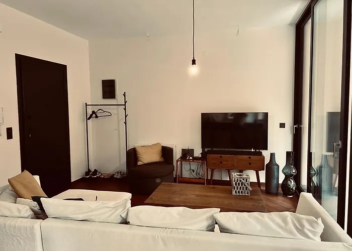 Crafted Stay, Modern Elegant 塞萨洛尼基